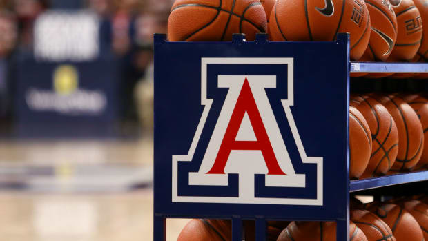 Arizona Basketball #1_Jacob Snow